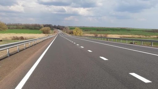 АБР выделит $274,2 млн на реконструкцию автомагистральных дорог в Узбекистане

