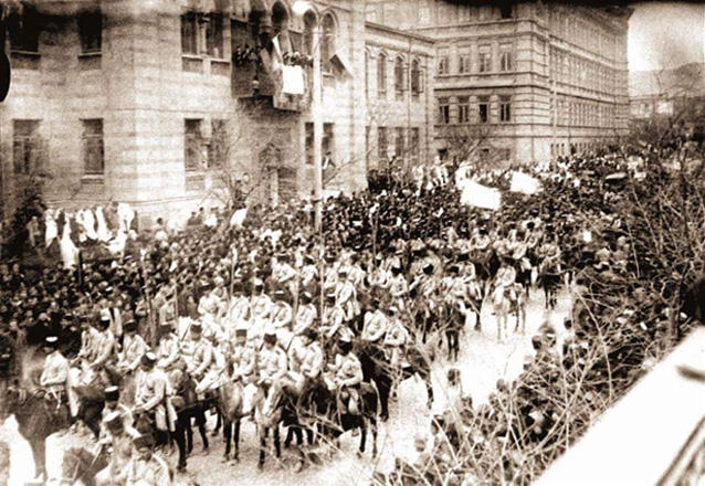 Исполняется 102 года со дня освобождения Баку от большевистско-дашнакской оккупации
