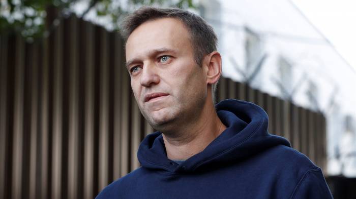 Лондон пока не решается возложить ответственность на Россию за инцидент с Навальным