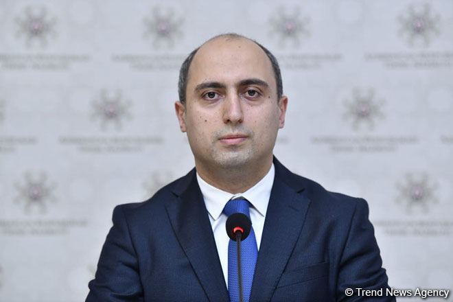 Эмин Амруллаев: Успешное продолжение образовательного процесса будет зависеть от соблюдения правил

