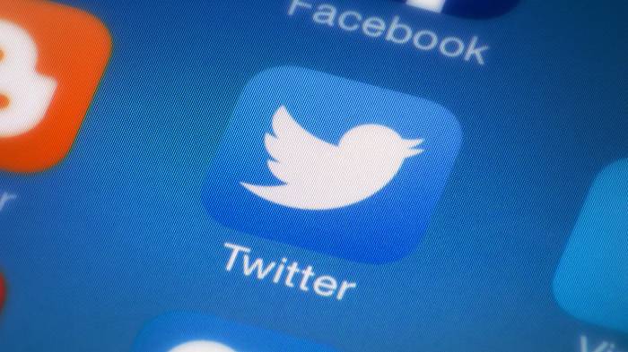 Twitter пометил два сообщения Трампа как нарушающие правила соцсети