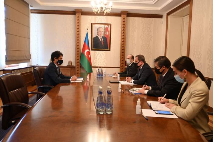 Состоялась встреча Джейхуна Байрамова и посла Италии в Азербайджане 
