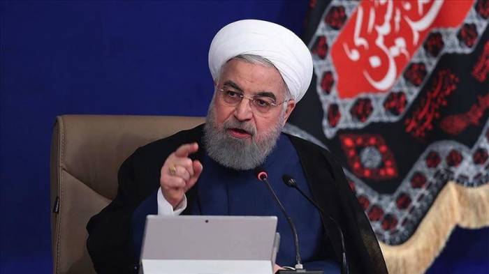 Рухани поручил усилить меры по борьбе с COVID-19 в Иране
