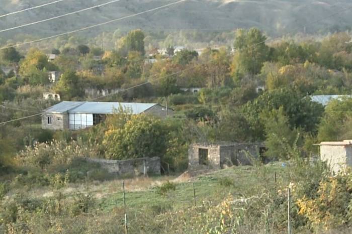 Видеокадры из освобожденных от армянской оккупации губадлинских сел Гияслы и Сарыятаг
