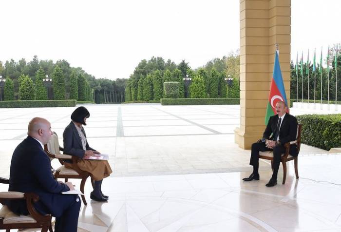 Ильхам Алиев дал интервью японской газете Nikkei