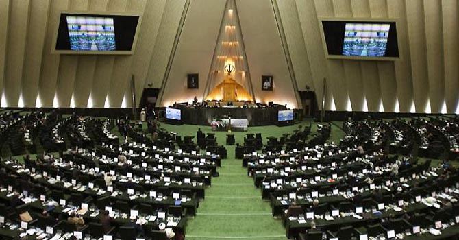 Правительство Франции боится распространения Ислама - парламент Ирана