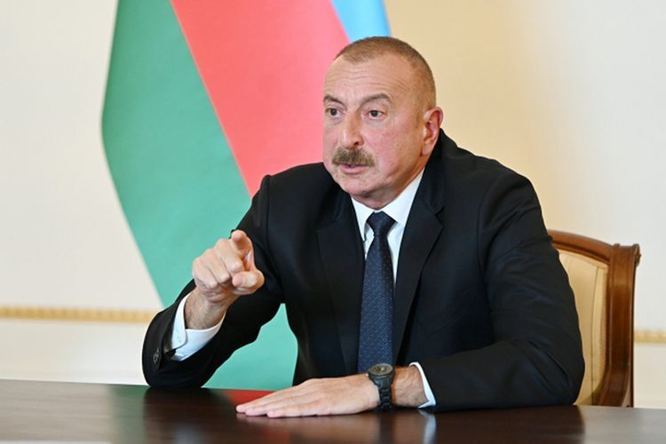 Президент Азербайджана: Сегодня мы пишем новую, славную историю нашего народа и государства
