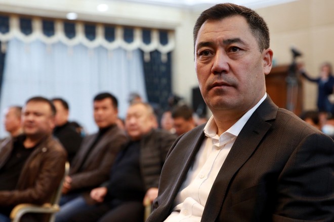 В случае отставки президента Киргизии его обязанности будет исполнять новый премьер
