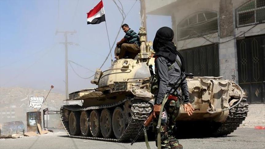 Армия Йемена теснит хуситов в провинции Маариб
