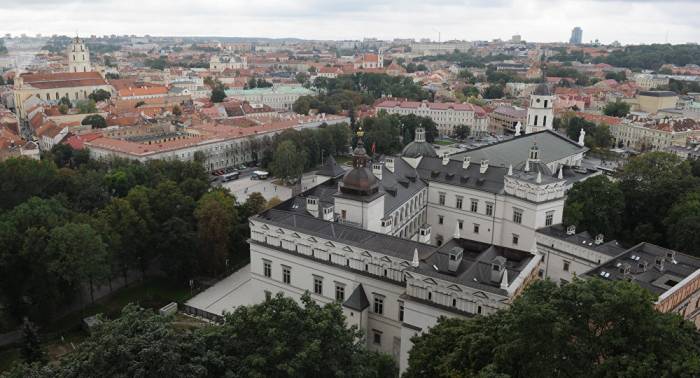 Правящая партия лидирует на парламентских выборах в Литве