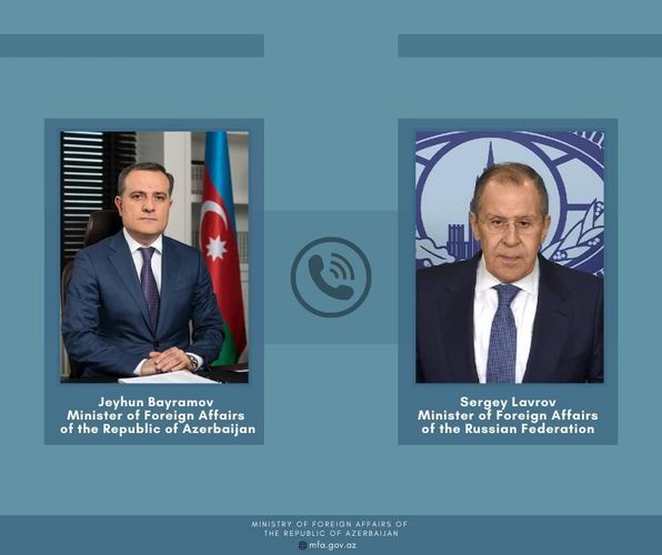 Состоялся телефонный разговор глав МИД Азербайджана и РФ
