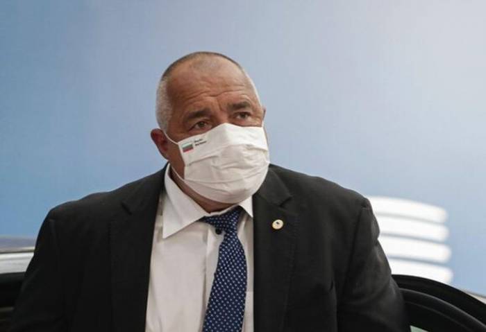 Премьер Болгарии заразился коронавирусом
