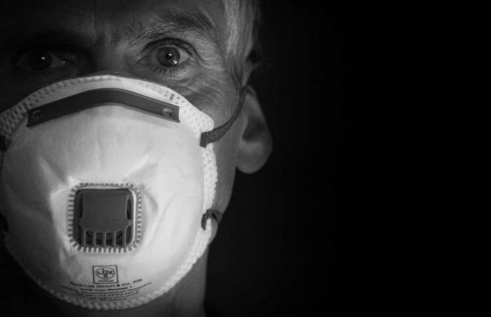 В США презентовали маску-убийцу вирусов
