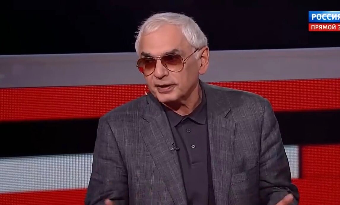 Карен Шахназаров:«Безусловно стоит отметить великолепную политическую риторику Ильхама Алиева»