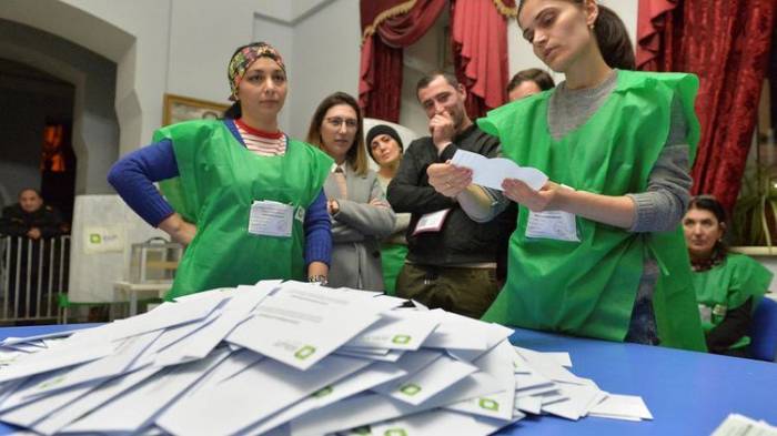 В Грузии завершилось голосование на парламентских выборах
