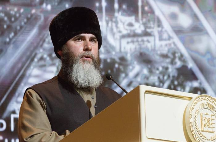 Муфтий Чечни: Макрон, ты являешься террористом №1 в мире