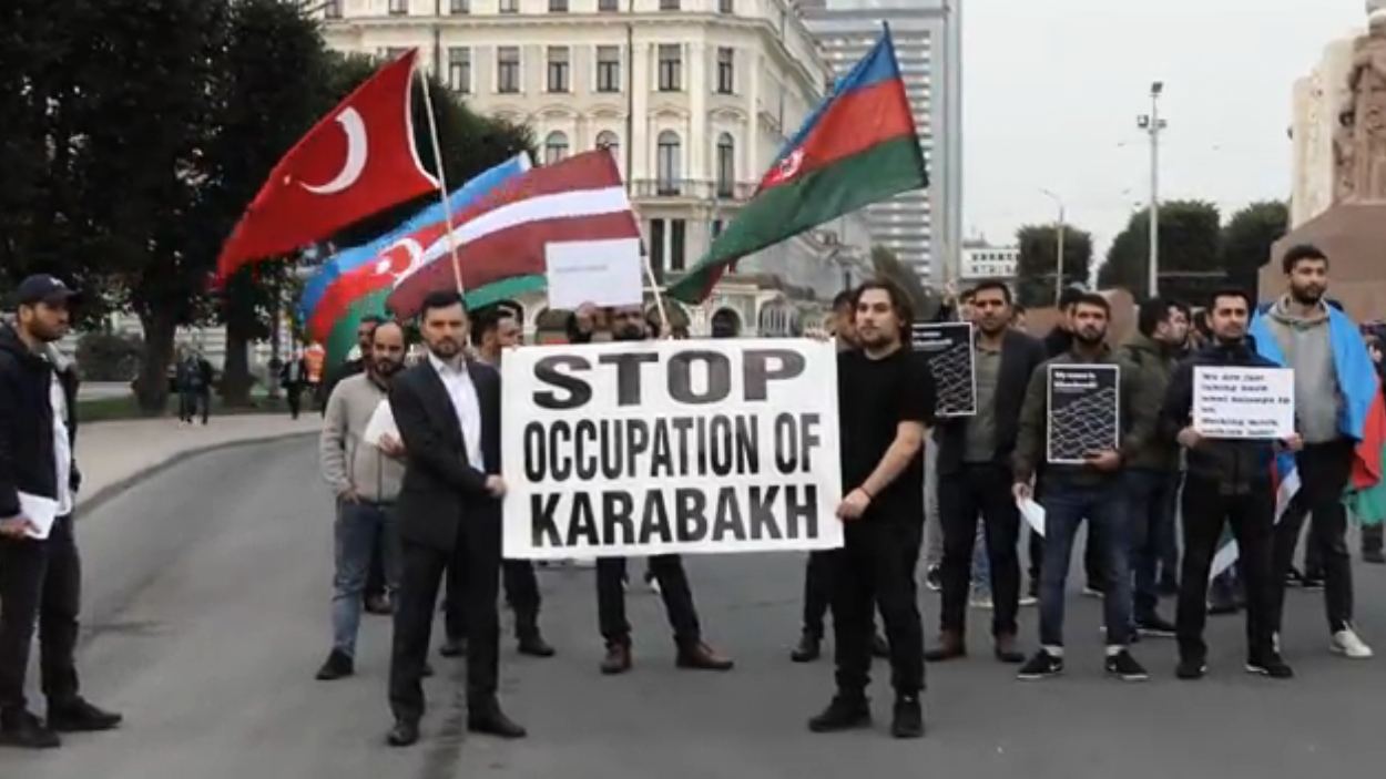 В Риге прошла акция в поддержку армии Азербайджана
