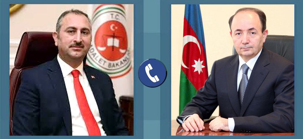 Министр юстиции Турции позвонил Фикрету Мамедову

