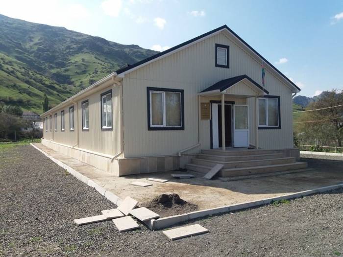В отдаленных селах Азербайджана будет разрешена деятельность школ в неукомплектованной форме

