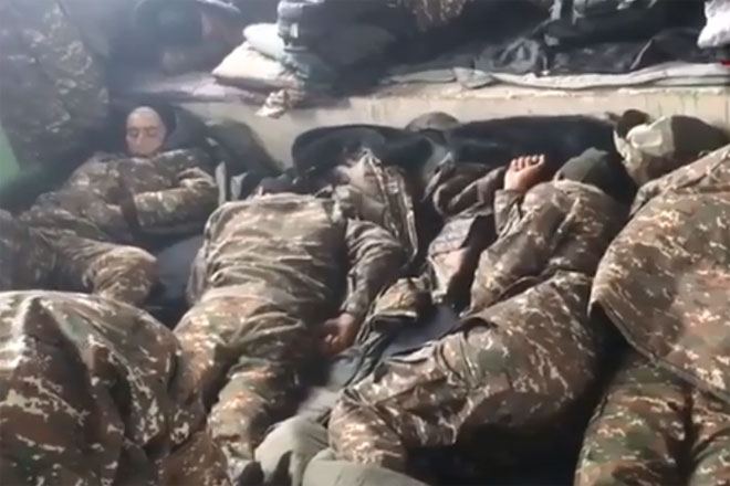 Армянские военнослужащие в прискорбном положении - ВИДЕО