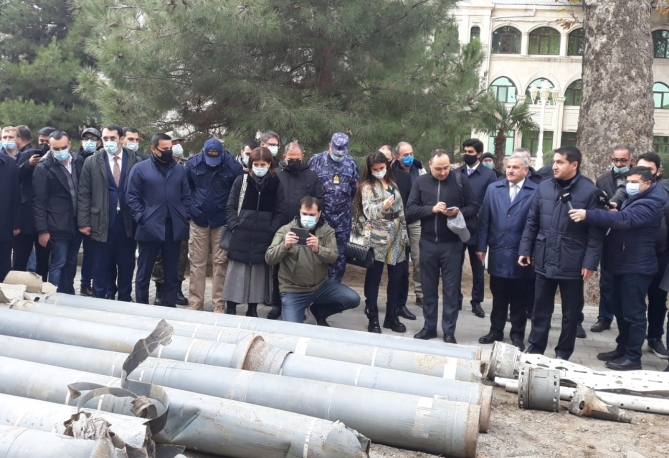 Хикмет Гаджиев: Представители дипкорпуса увидели последствия беспощадных ракетных обстрелов со стороны Армении - ВИДЕО