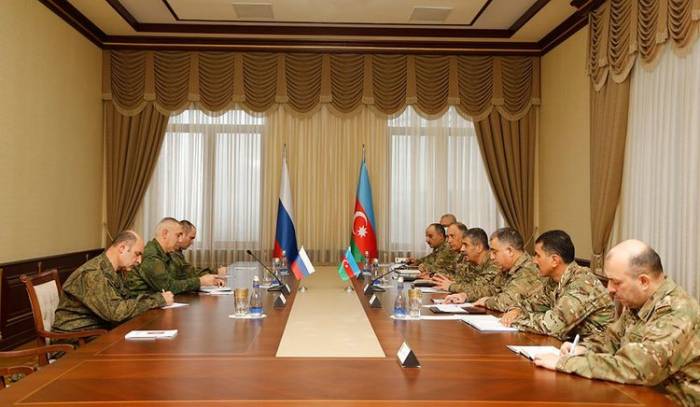 Закир Гасанов встретился с командующим миротворческими силами России, которые будут размещены в Нагорно-Карабахском регионе Азербайджана