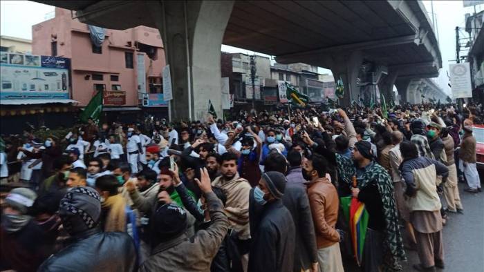 В Пакистане продолжаются протесты против высказываний Макрона
