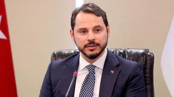 Глава минфина Турции подал в отставку
