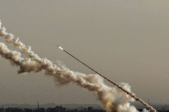 Израиль поразил военные цели ХАМАС в Газе в ответ на запуск двух ракет