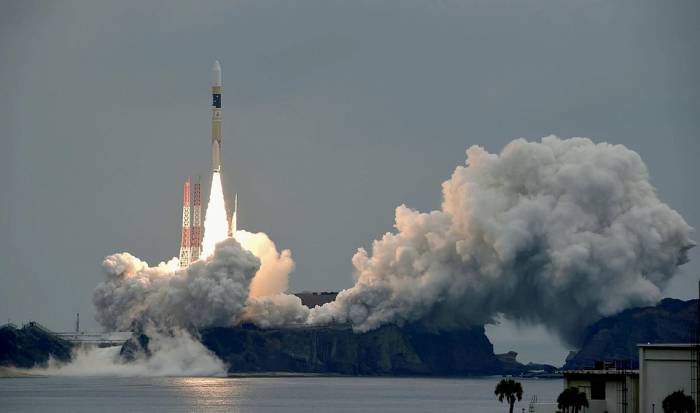 Япония запустила ракету со спутником для высокоскоростной передачи данных