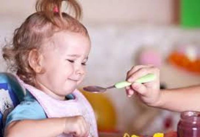 Будут разработаны санитарные нормы и правила питания для детей до 3-х лет
