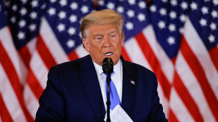 Трамп заявил о лёгкой победе на выборах с «законными» голосами

