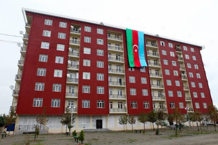 В еще трех районах Азербайджана семьям шехидов и инвалидам войны предоставлено жилье - ФОТО