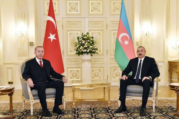 Ильхам Алиев: Наше преимущество в том, что и народы, и лидеры Азербайджана и Турции едины, называют братьями друг друга
