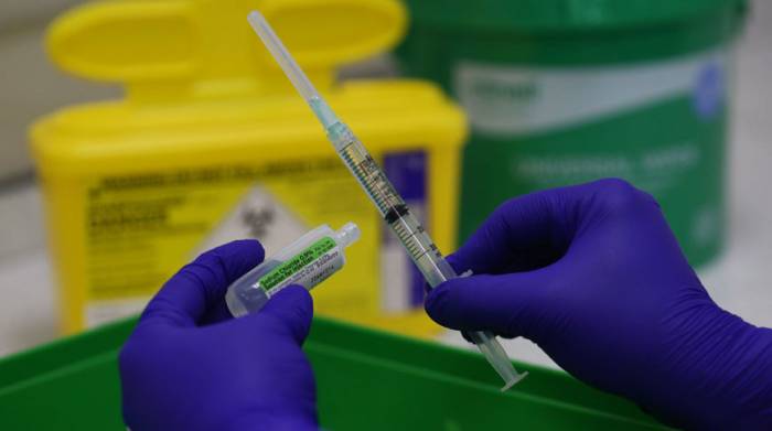 Вакцинация от коронавируса в США начнется менее чем через 24 часа