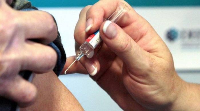 Великобритания одобрила вакцину от коронавируса Pfizer и BioNTech
