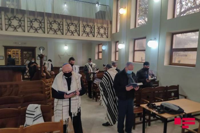 В Бакинской Синагоге европейских евреев прошла церемония поминовения шехидов Отечественной войны - ВИДЕО
