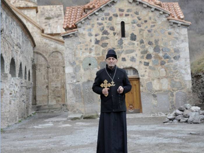 Армяне уничтожили все историко-религиозные предметы – проповедник монастыря Худаван
