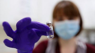 Великобритания начинает вакцинацию от COVID-19