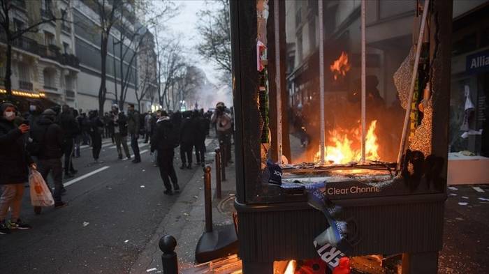Во Франции призывают к новым протестам против закона о безопасности