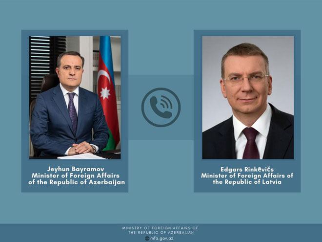 Глава МИД Азербайджана провел телефонный разговор с латвийским коллегой