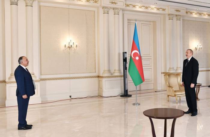 Ильхам Алиев принял верительные грамоты нового посла Афганистана - ФОТО