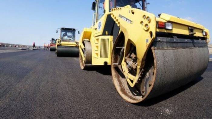 В Азербайджане отремонтировано свыше 6 тысяч километров дорог за последние 5 лет