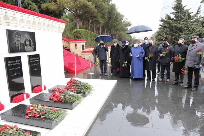 Руководители религиозных конфессий Азербайджана посетили Аллею шехидов
