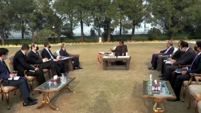 Джейхун Байрамов встретился с премьер-министром Пакистана