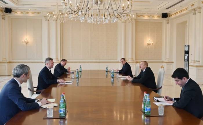 Президент Ильхам Алиев принял государственного секретаря при министре Европы и иностранных дел Франции
