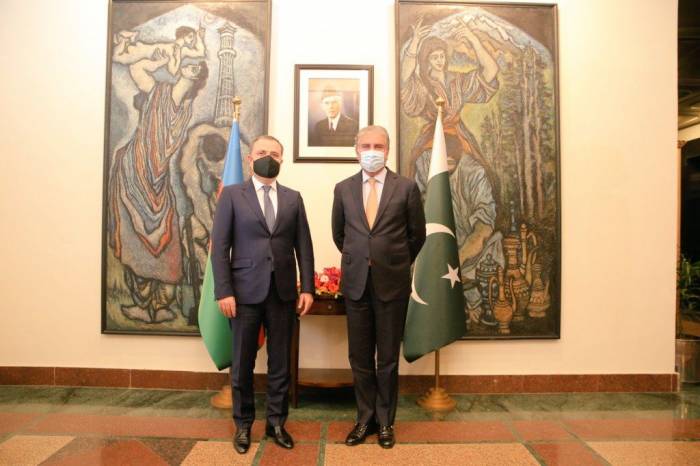 Глава МИД Азербайджана встретился с пакистанским коллегой - ФОТО