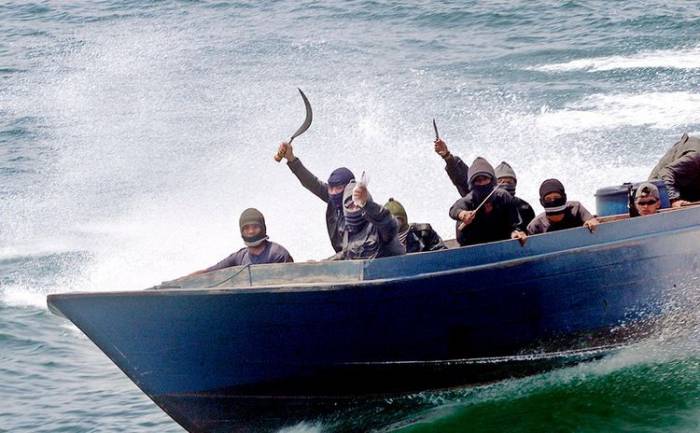 Нигерийские пираты захватили в Гвинейском заливе турецкое судно, убит азербайджанец