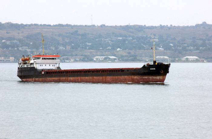 В Турции сообщили о спасении трех человек из состава экипажа российского сухогруза