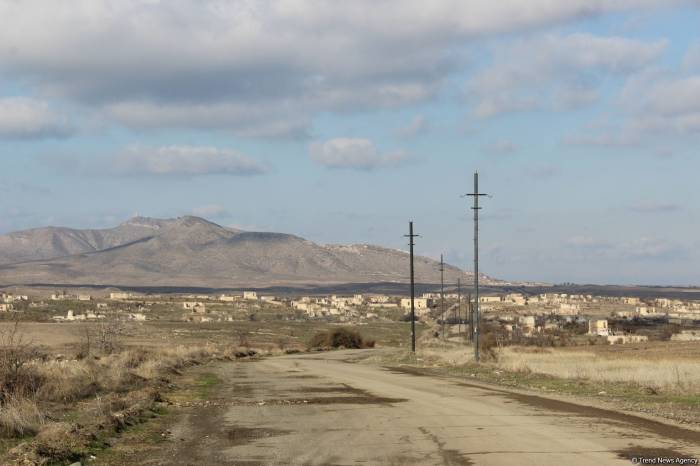 На освобожденные территории в Карабахе хотят вернуться 96% вынужденных переселенцев
